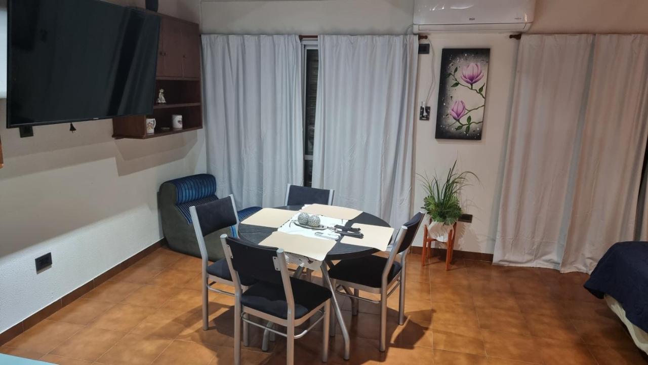Departamento Temporario De 1 A 4 Personas Posadas Exterior foto